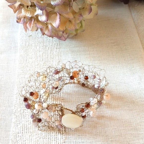 Handmade Artisan Design Wire, Pearl and Beaded Bracelet - Picture 3 of 5